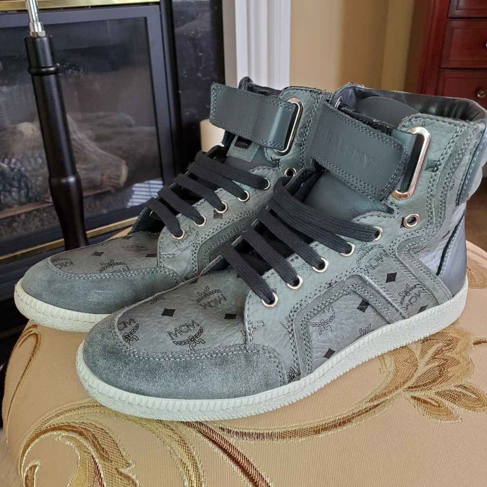 Authentic Mcm Grey Monogram Sneakers - image 8